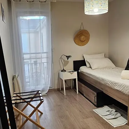 Apartament Charmant Duplex 3p Avec Terrasse Bondy