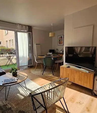 Apartament Charmant Duplex 3p Avec Terrasse Bondy